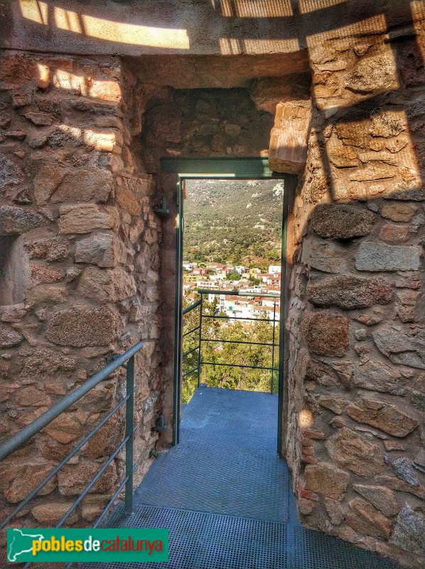 La Jonquera - Torre del Serrat de la Plaça, interior