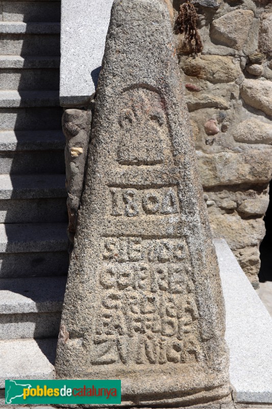 Puigcerdà - Fita, al costat del safareig de les Monges (Foto: Albert Esteves, 2019) Puigcerdà - Fita, al costat del safareig de les Monges