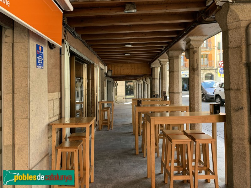 Puigcerdà - Plaça Major (Plaça Cabrinetty) (Foto: Albert Esteves, 2019) Puigcerdà - Plaça Major (Plaça Cabrinetty)