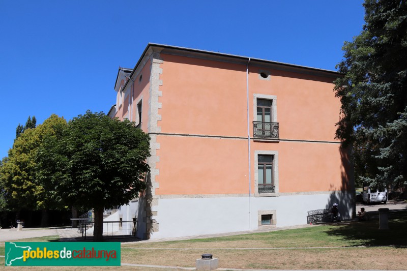 Puigcerdà - Torre Viladomiu (Casa Fabra)