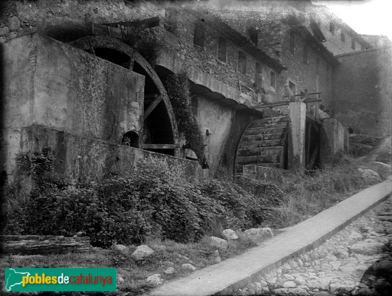 La Riba - Molí de cal Jaume (Foto: Francesc Blasi -Arxiu Fotogràfic Centre Excursionista de Catalunya-, 1933) La Riba - Molí de cal Jaume