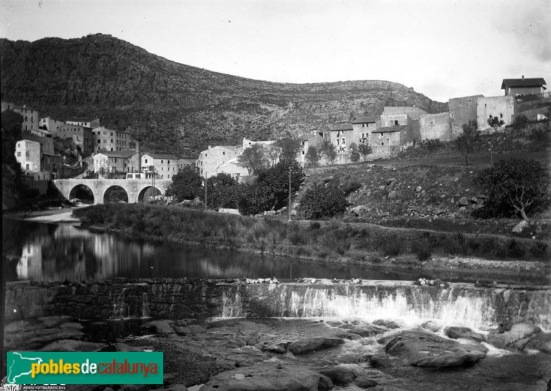La Riba - Pont de Cal Cisquet (Foto: Emili Ullés -Arxiu Fotogràfic Centre Excursionista de Catalunya-, inicis segle XX) La Riba - Pont de Cal Cisquet