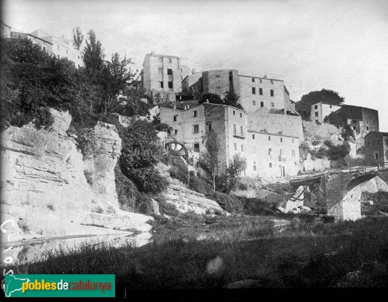 La Riba (Foto: Juli Soler -Arxiu Fotogràfic Centre Excursionista de Catalunya-, inicis segle XX) La Riba