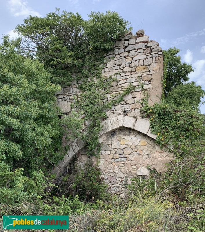 Mont-ral - Restes de la casa parroquial (Foto: Albert Esteves, 2019) Mont-ral - Restes de la casa parroquial