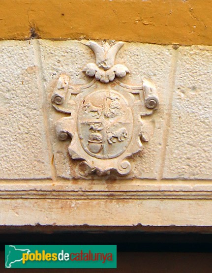 El Milà - Molí del Ricard, escut a la porta