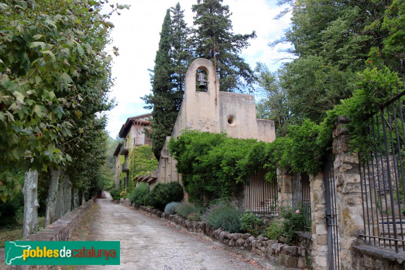 Alcover - Mas Mont-ravà, amb la capella