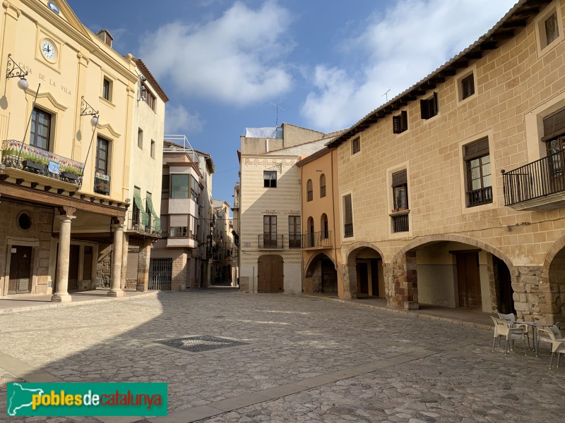 Alcover - Plaça Nova (Foto: Albert Esteves, 2019) Alcover - Plaça Nova
