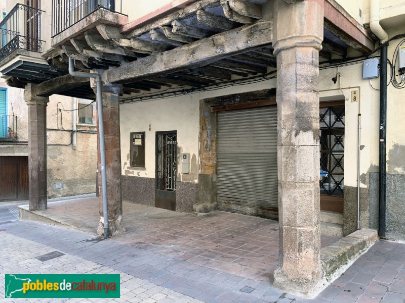 Alcover - Plaça Vella (Foto: Albert Esteves, 2019) Alcover - Plaça Vella