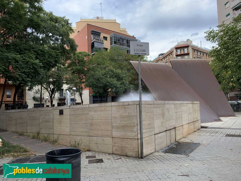 Barcelona - Guéiser de la plaça d'Islàndia