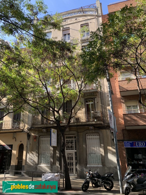 Barcelona - Carrer Gran de Sant Andreu, 65 (Foto: Albert Esteves, 2019) Barcelona - Carrer Gran de Sant Andreu, 65