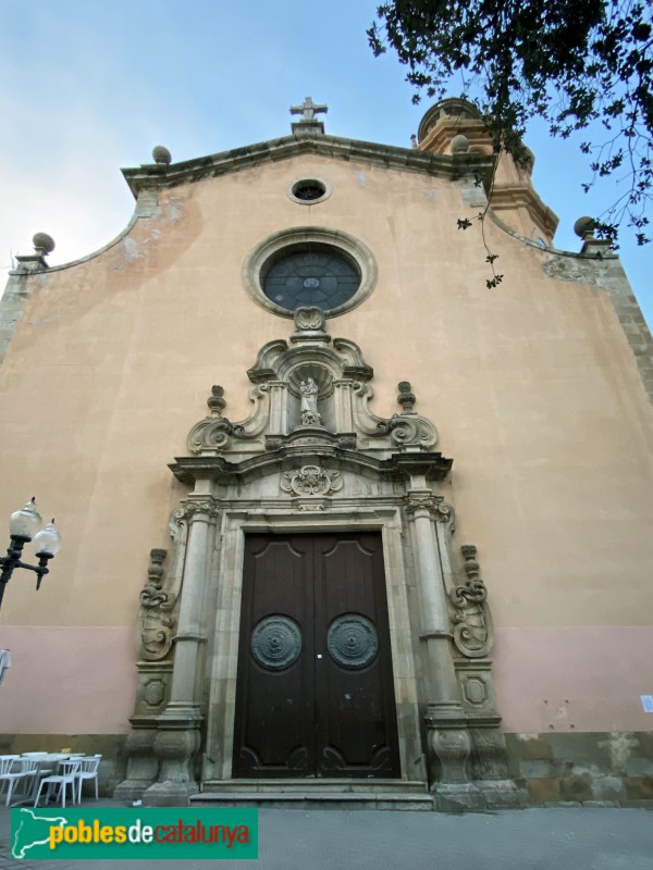 Arenys de Mar - Església de Santa Maria. Portada