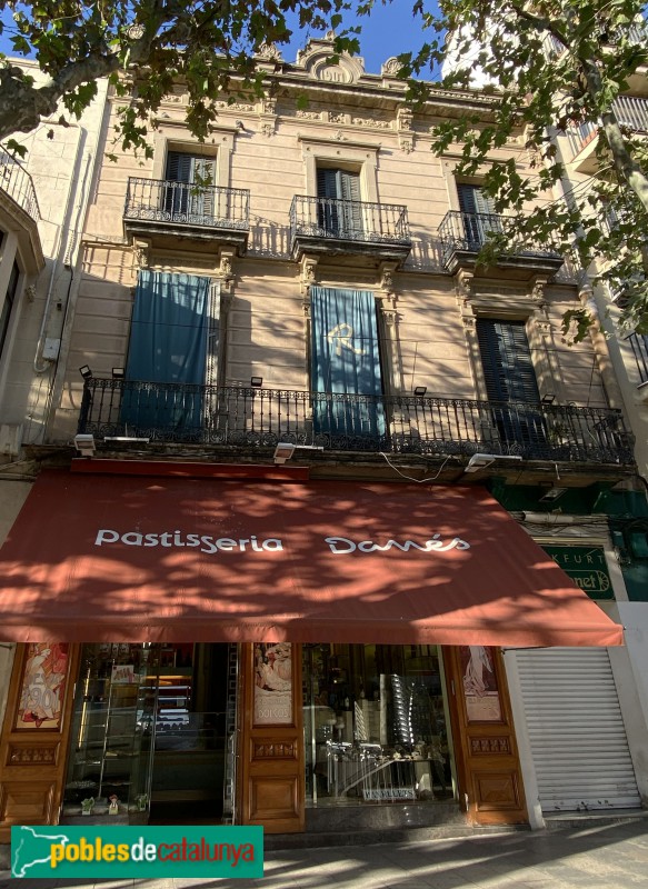 Arenys de Mar - Pastisseria Danés (Foto: Albert Esteves, 2019) Arenys de Mar - Pastisseria Danés