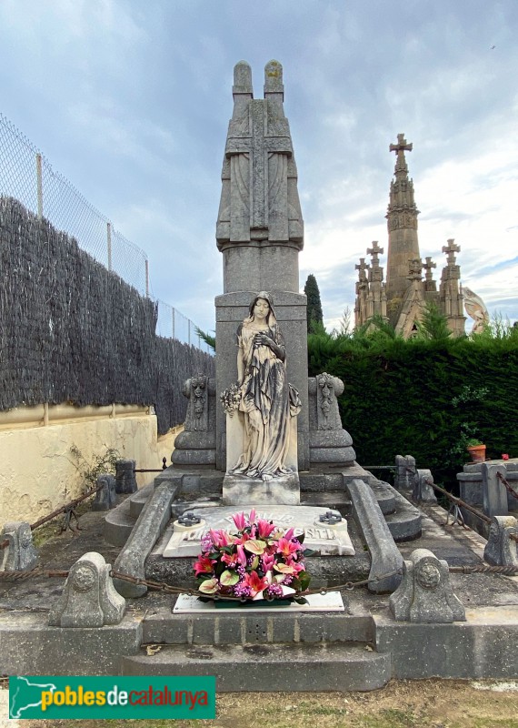 Arenys de Mar - Cementiri. Sepulcre Vidal Formentí (Foto: Albert Esteves, 2019) Arenys de Mar - Cementiri. Sepulcre Vidal Formentí