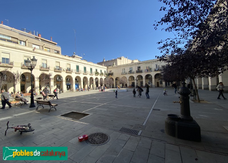 Barcelona - Plaça Masadas (Foto: Albert Esteves, 2019) Barcelona - Plaça Masadas