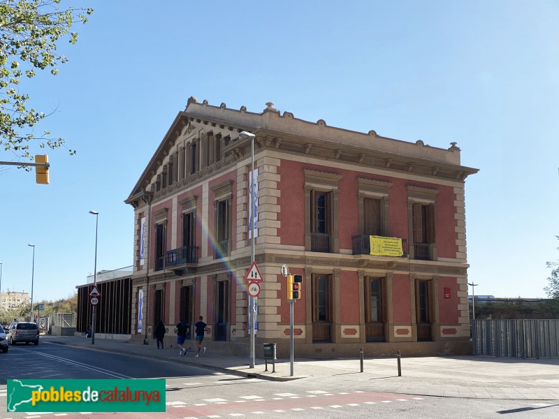 Barcelona - Torre de la Sagrera (Foto: Albert Esteves, 2019) Barcelona - Torre de la Sagrera