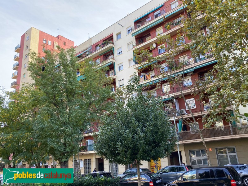 Barcelona - Habitatges del Congrés (Foto: Albert Esteves, 2019) Barcelona - Habitatges del Congrés