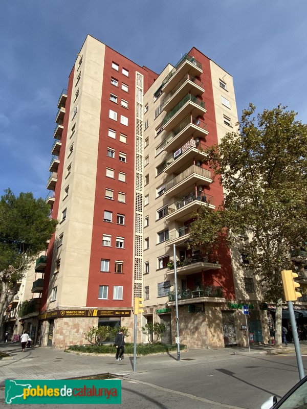 Barcelona - Habitatges del Congrés (Foto: Albert Esteves, 2019) Barcelona - Habitatges del Congrés