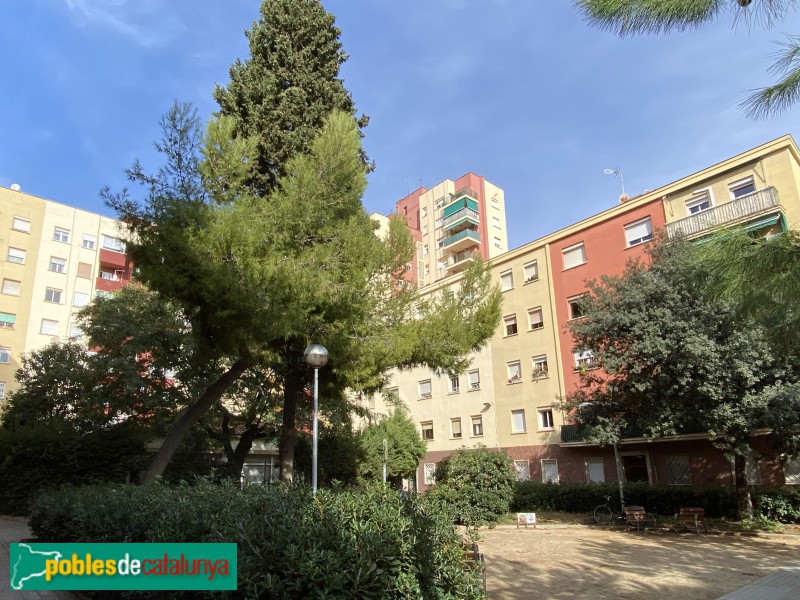 Barcelona - Habitatges del Congrés (Foto: Albert Esteves, 2019) Barcelona - Habitatges del Congrés