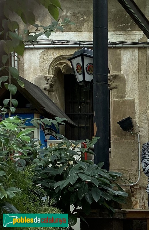 Barcelona - Ca l'Armera, finestra del segle XVI