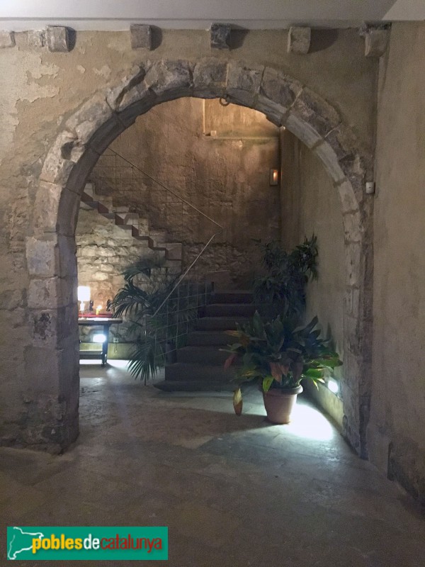 Barcelona - Salomó ben Adret, 6. Pati interior (Foto: Francesc Bonnin, 2018) Barcelona - Salomó ben Adret, 6. Pati interior