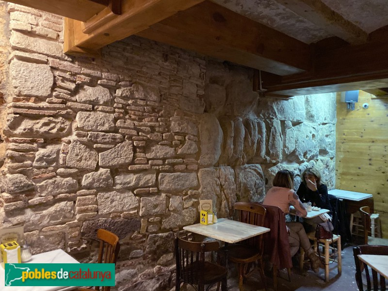 Barcelona - Granja del carrer Banys Nous, pany de muralla (Foto: Albert Esteves, 2019) Barcelona - Granja del carrer Banys Nous, pany de muralla