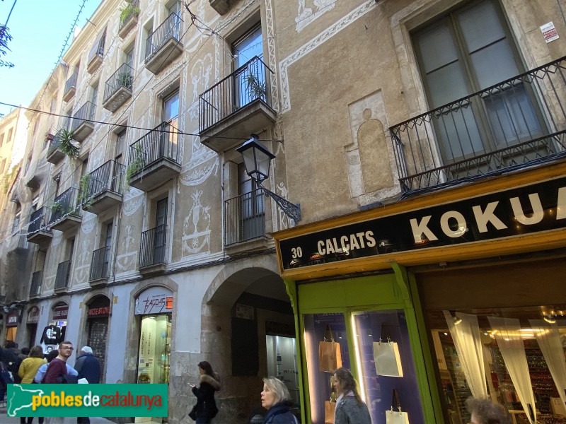 Barcelona - Casa de l'Arc de Santa Eulàlia (Foto: Albert Esteves, 2019) Barcelona - Casa de l'Arc de Santa Eulàlia