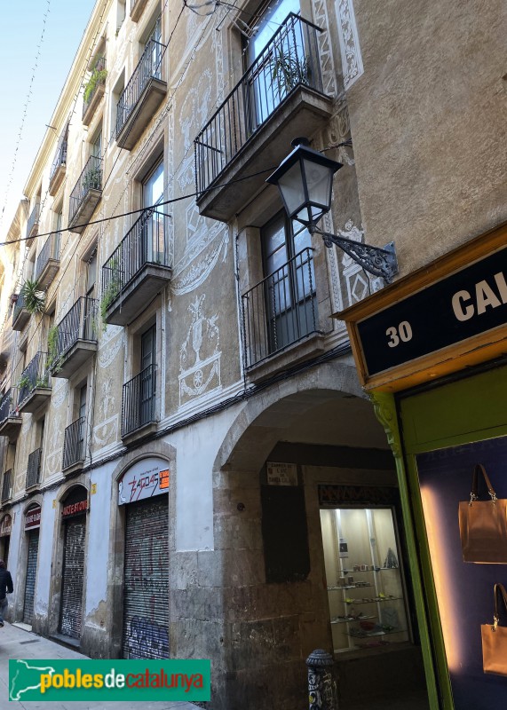 Barcelona - Casa de l'Arc de Santa Eulàlia (Foto: Albert Esteves, 2019) Barcelona - Casa de l'Arc de Santa Eulàlia