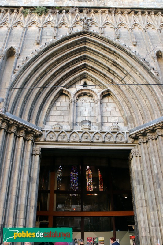 Església de Santa Maria del Pi. Porta principal