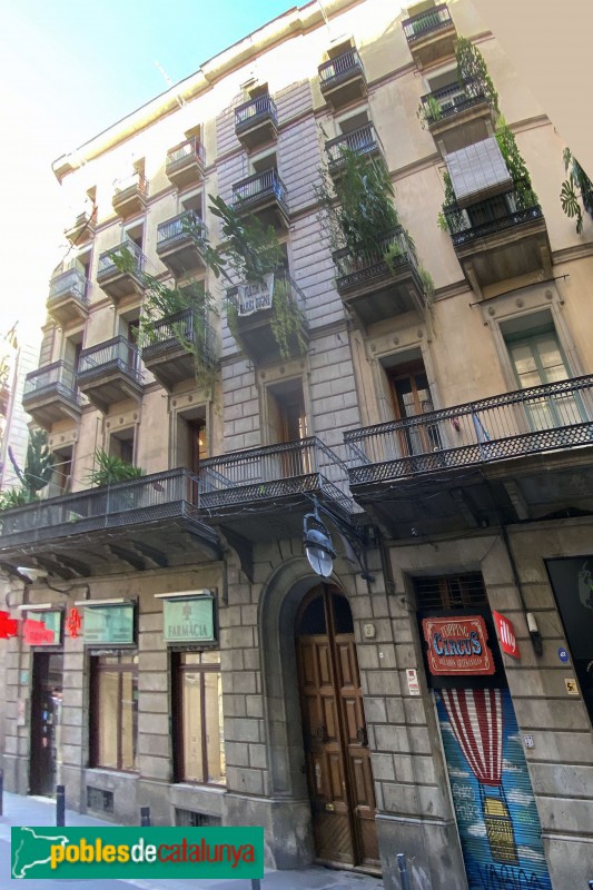 Barcelona - Casa Isidre Sicart (Avinyó, 27-29)