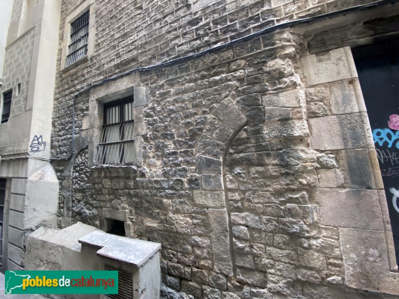 Barcelona - Casa Requesens, façana Arlet