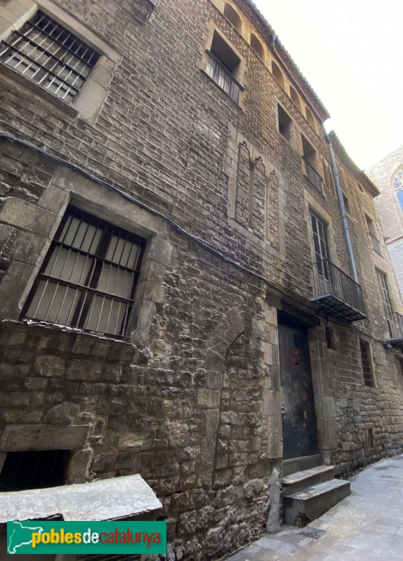 Barcelona - Casa Requesens, façana Arlet