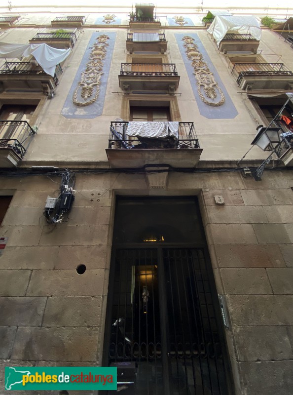 Barcelona - Groc, 3 (Foto: Albert Esteves, 2019) Barcelona - Groc, 3