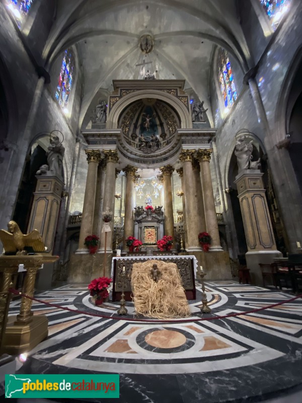 Barcelona - Església dels Sants Just i Pastor, presbiteri, construït entre 1816 i 1832 (Foto: Albert Esteves, 2019) Barcelona - Església dels Sants Just i Pastor, presbiteri, construït entre 1816 i 1832