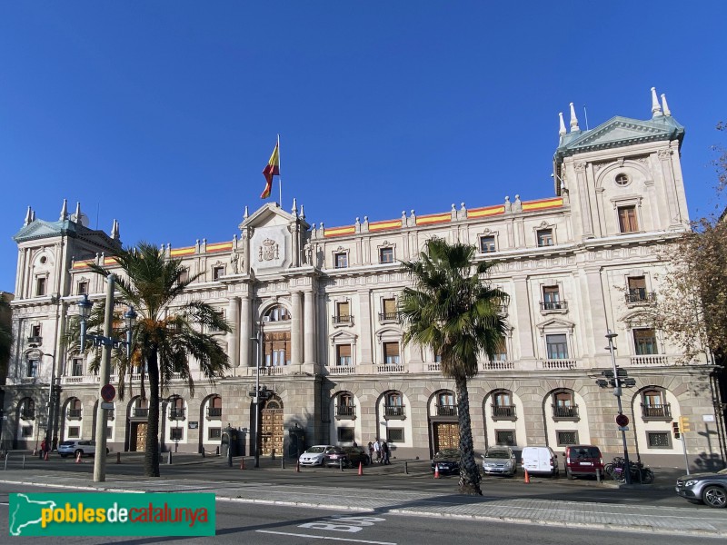 Barcelona - Antic Convent de la Mercè, façana del passeig Colom