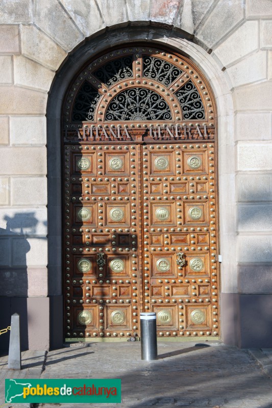 Barcelona - Antic Convent de la Mercè, façana del passeig Colom