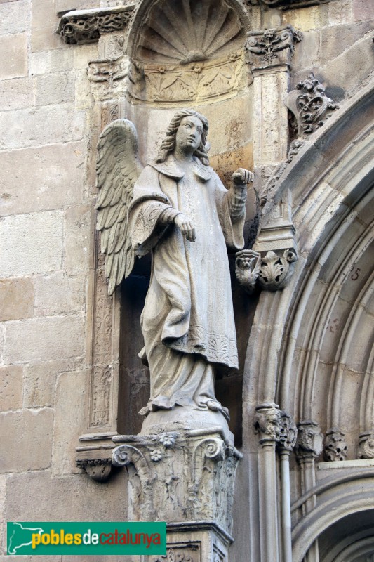 Barcelona - Basílica de la Mercè, porta de Sant Miquel