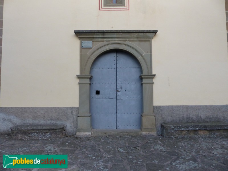 Folgueroles - Ermita La Damunt. Porta