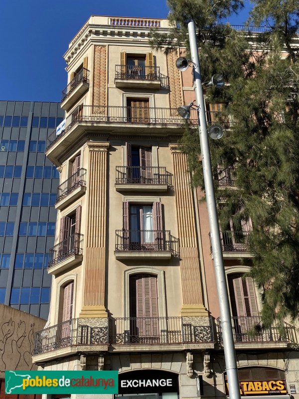 Barcelona - Conjunt d'habitatges de la plaça de la Catedral