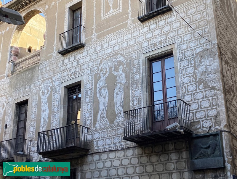 Barcelona - Casa dels Canonges del carrer Pietat