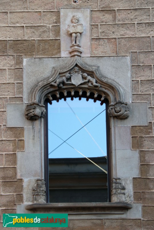 Barcelona - Casa de l'Ardiaca, finestra