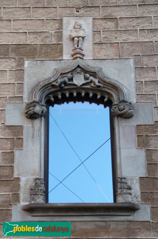 Barcelona - Casa de l'Ardiaca, finestra (Foto: Albert Esteves, 2019) Barcelona - Casa de l'Ardiaca, finestra