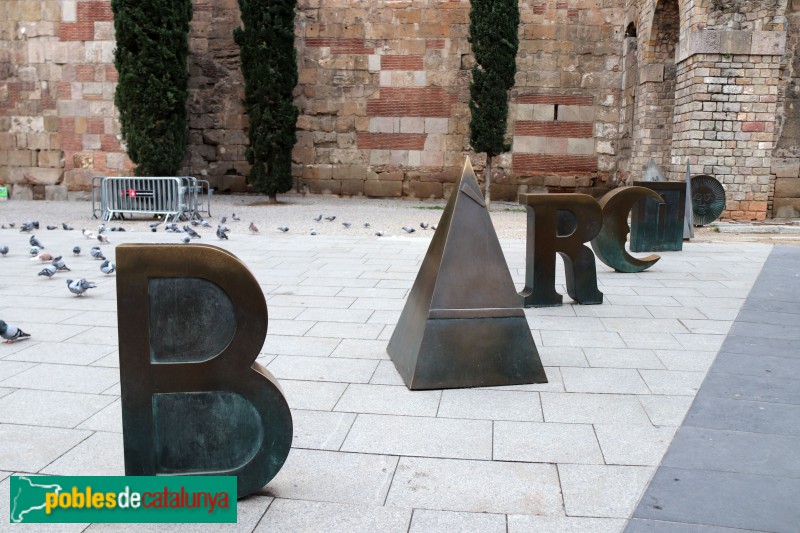 Barcelona - Escultura Barcino (Foto: Albert Esteves, 2020) Barcelona - Escultura Barcino