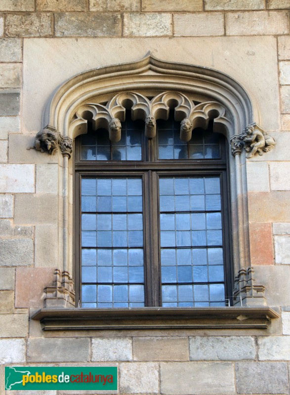 Barcelona - Casa dels Canonges del carrer Paradís