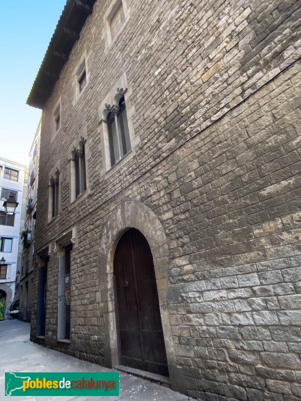 Barcelona - Casa dels Canonges del carrer Paradís