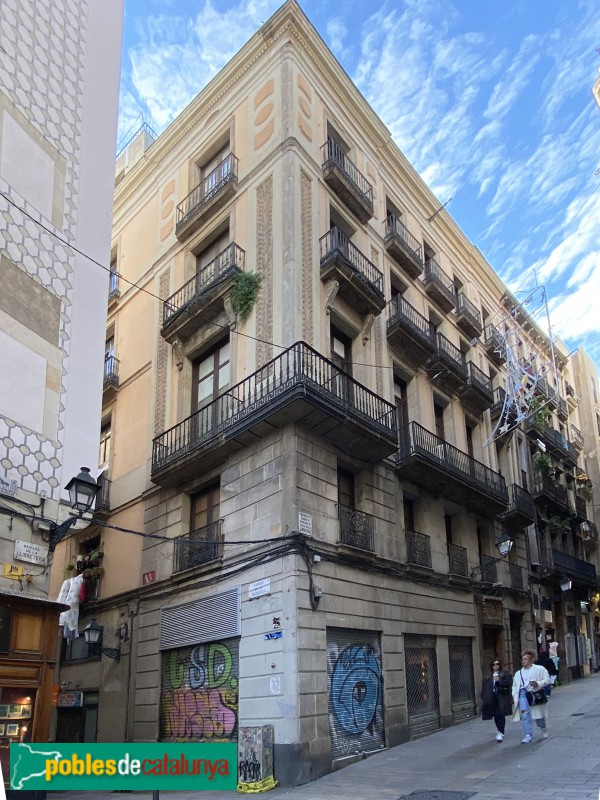 Barcelona - Llibreteria, 22 (Foto: Albert Esteves, 2020) Barcelona - Llibreteria, 22