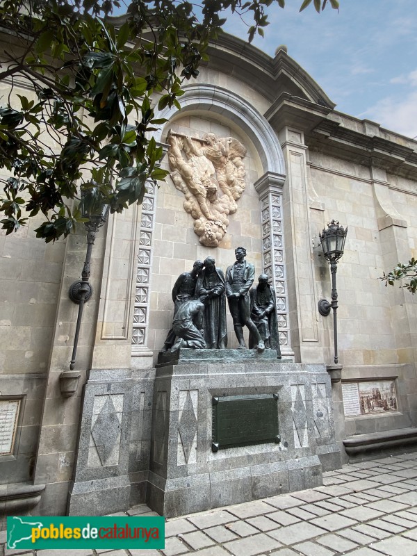 Barcelona - Monument als Màrtirs de la Independència (Foto: Albert Esteves, 2020) Barcelona - Monument als Màrtirs de la Independència