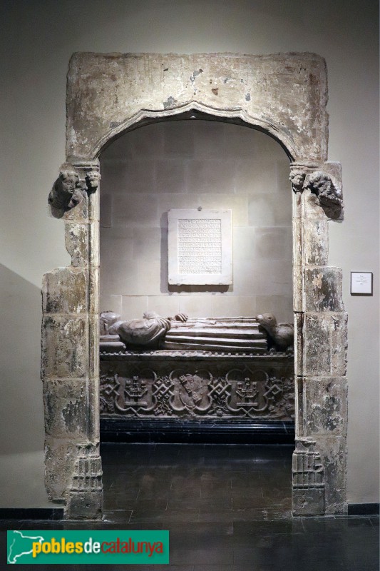 Barcelona - Porta del carrer Templers,1 (interior del Museu Marés)