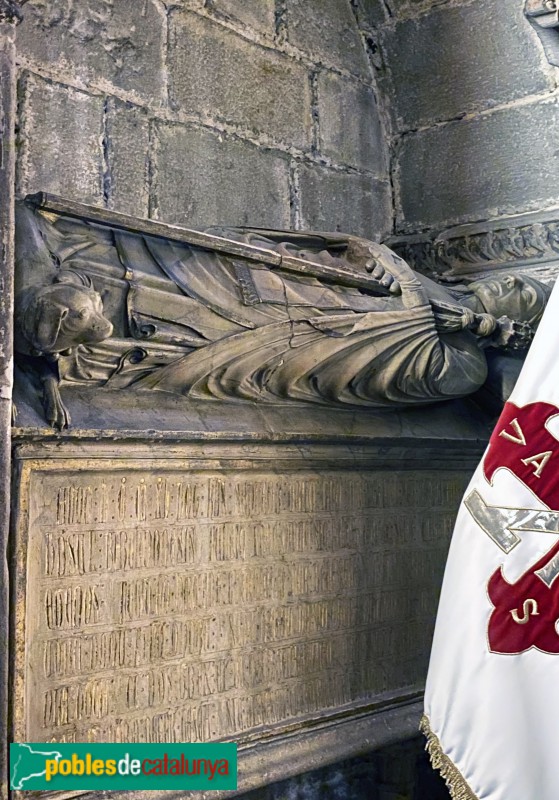 Barcelona - Catedral. Sepulcre del bisbe Berenguer de Palou