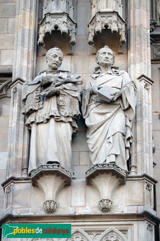 Barcelona - Catedral. Façana principal. Sant Josep Oriol i sant Raimon de Penyafort, d'Eduard Batiste Alentorn