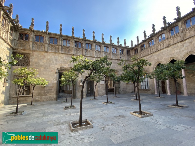 Barcelona - Palau de la Generalitat. Pati dels Tarongers